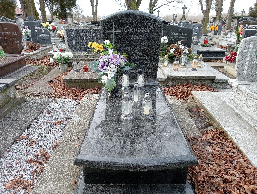 Grób Maria Okapiec