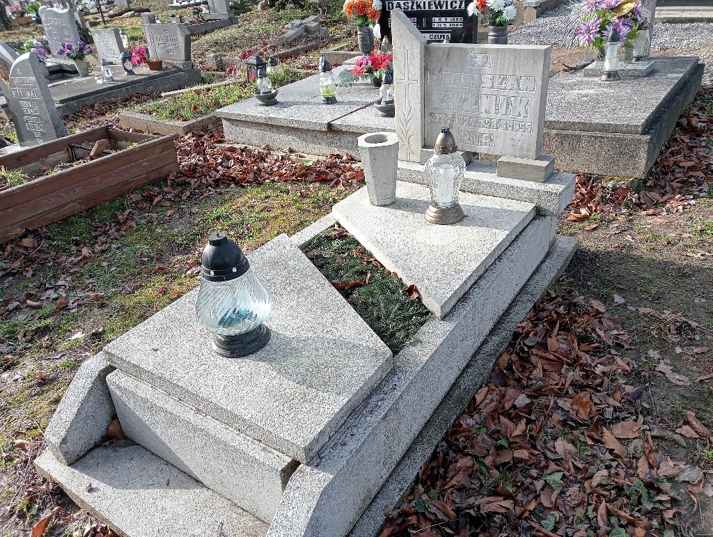 Grób Stanisław Łyżnik